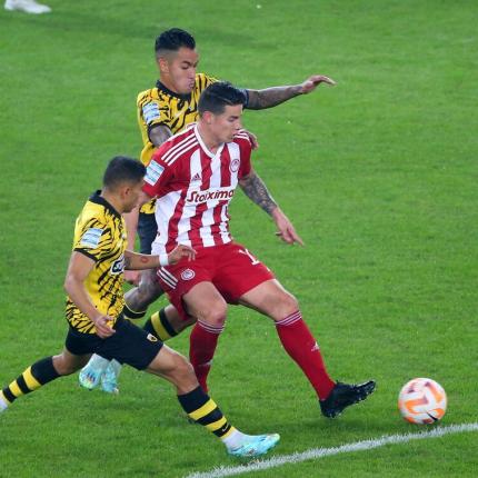 ΑΕΚ ΟΛΥΜΠΙΑΚΟΣ