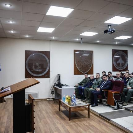 ΣΑΚΕΛΑΡΟΠΟΥΛΟΥ  στην 338 Μοίρα της Πολεμικής Αεροπορίας