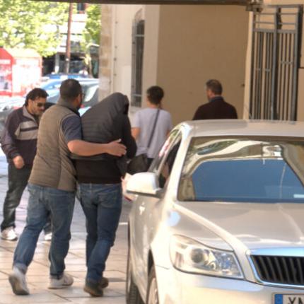 Προσωρινά κρατούμενος ο 46χρονος οδηγός που παρέσυρε και εγκατέλειψε διανομέα