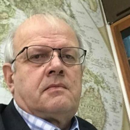 άκης τσελέντης