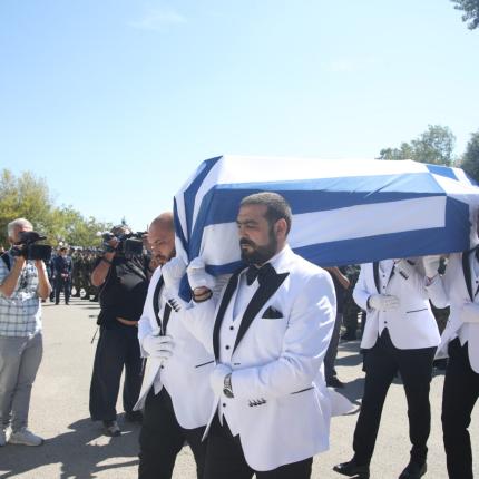 Το τελευταίο “αντίο” στον Ήρωα πιλότο Περικλή Στεφανίδη