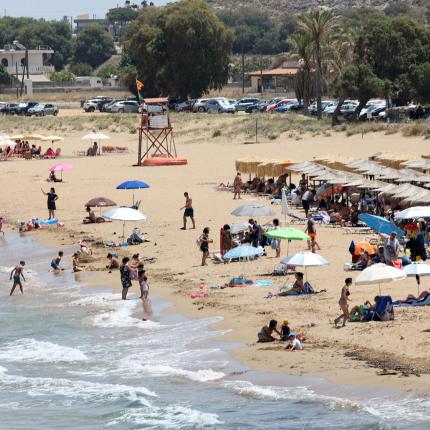 Απόδραση στις παραλίες για λίγη δροσιά