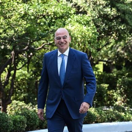 νικος δενδιας