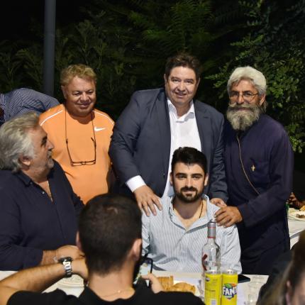 Με ευχές υποδέχθηκαν τον Μιχάλη Καραμαλάκη στις Βούτες