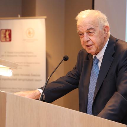 βασιλης λαμπρινος