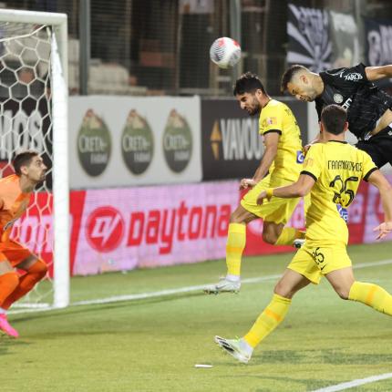 φελιπε γκολ αεκ οφη