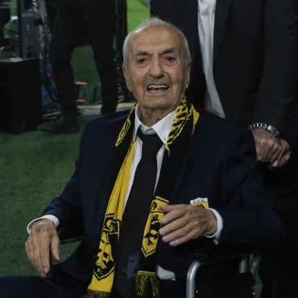 νεστοριδης