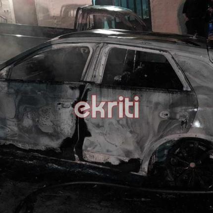 φωτια σε αυτοκίνητα στο Σελί Ρεθύμνου