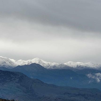 λευκά όρη χιόνια