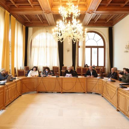 δημοτική επιτροπή ηρακλείου