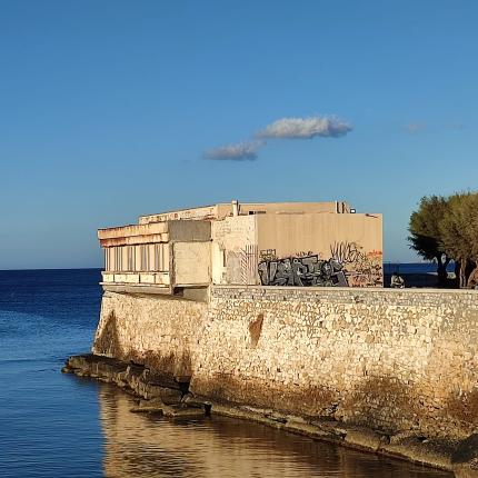 λιμενικό περίπτερο