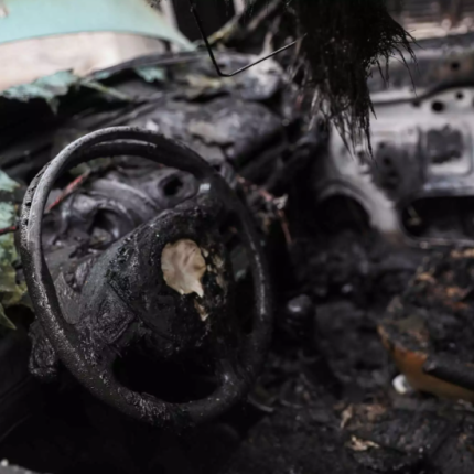 καμμένο αυτοκίνητο