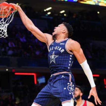 ΑΝΤΕΤΟΚΟΥΝΜΠΟ