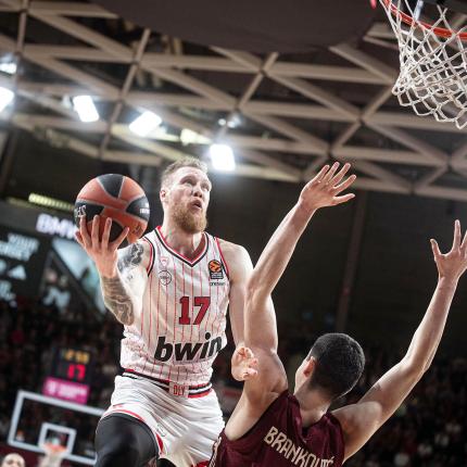 ΟΛΥΜΠΙΑΚΟΣ