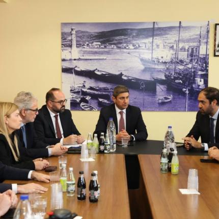 Λευτέρης Αυγενάκης