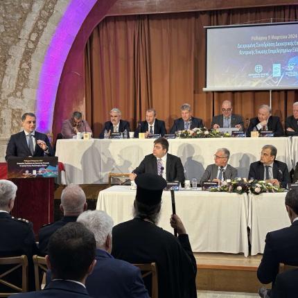 μάξιμος σενετάκης