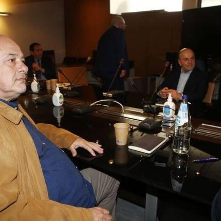 συσκεψη τελικος