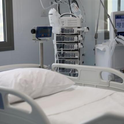 κλινική - ΜΕΘ - νοσοκομείο - κρεβάτι 