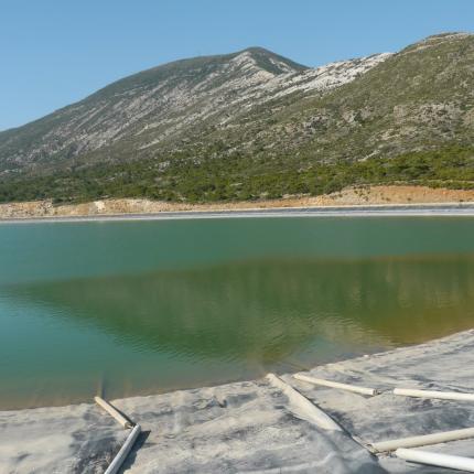 λιμνοδεξαμενη αγιων θεοδωρων ιναχωριου