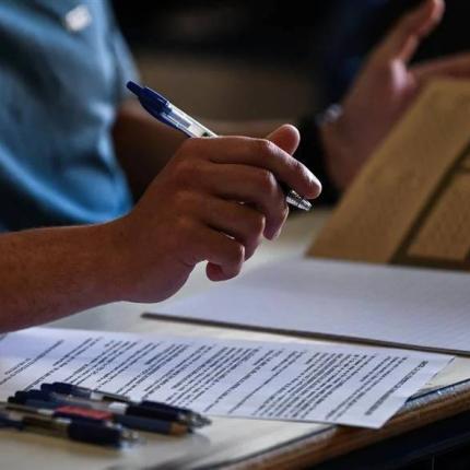 Πανελλαδικές - εξετάσεις 