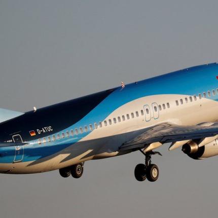 αεροπλάνο - TUI