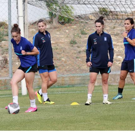 εθνικη γυναικων