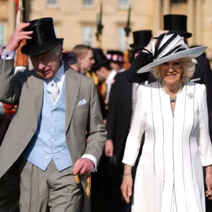 καρολος καμιλα