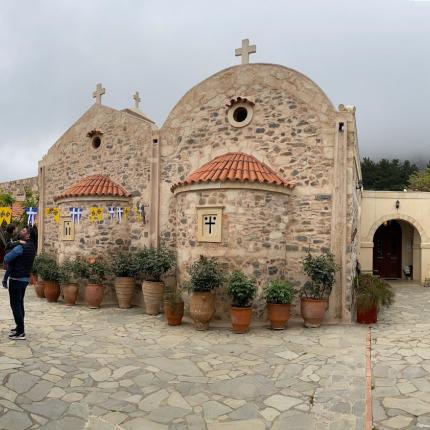 Ιερά Μονή Αγίας Ειρήνης Κρουσώνα