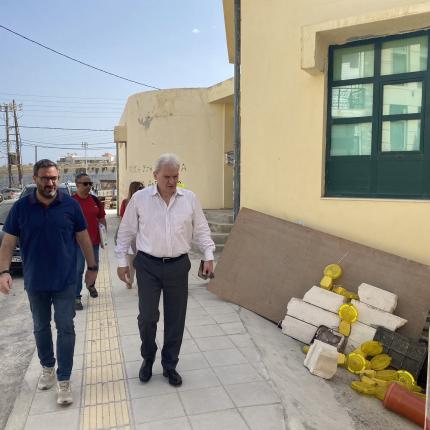 ΚΑΛΟΚΑΙΡΙΝΟΣ ΑΥΤΟΨΙΑ ΣΕ ΣΧΟΛΕΙΑ