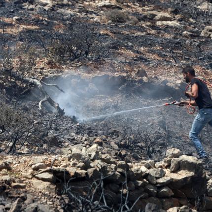 Φωτιά στα Ακούμια