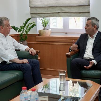 αρναουτακης μαμουλακης