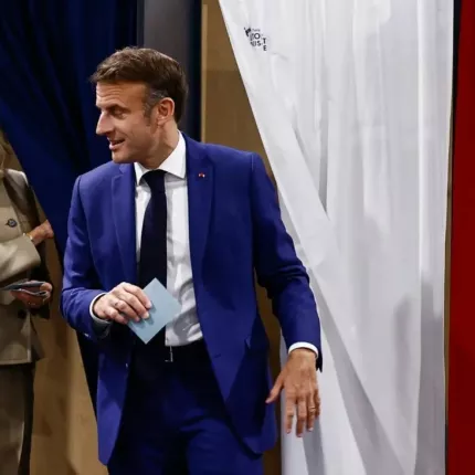 μακρον μπριζιτ