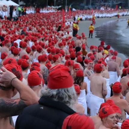 Αυστραλία γυμνοι κολυμβητές