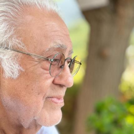 τασος μπιρσιμ