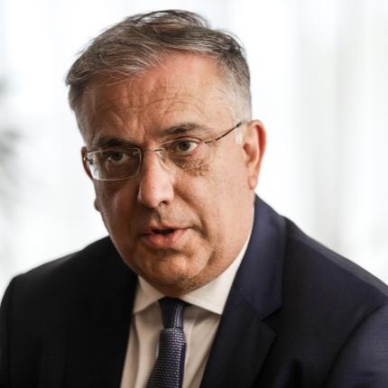 ΘΕΟΔΩΡΙΚΑΚΟς