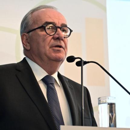 Νίκος Παπαθανάσης