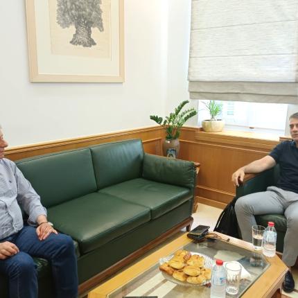 αρναουτακης - σπυριδακης