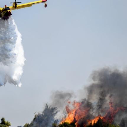 φωτιά - εναέρια μέσα 