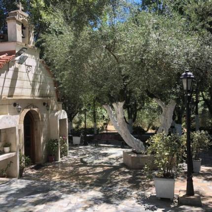 εκκλησία αγίου Φανουρίου στις Βρύσες