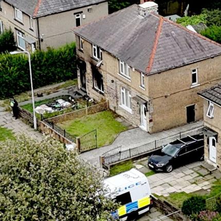 βρετανια φωτια σε σπιτι