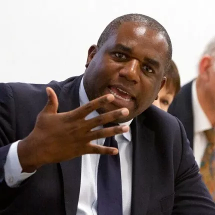 βρετανος υπουργος εξωτερικων 