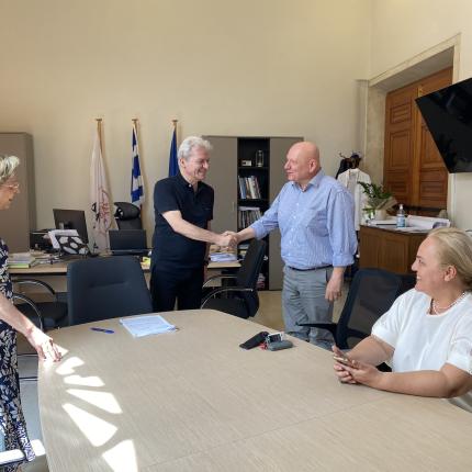 γιατρος εργασιας λοτζια