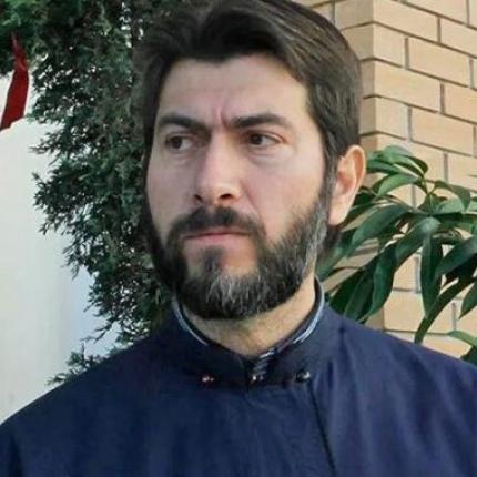 πατέρας Αντώνιος