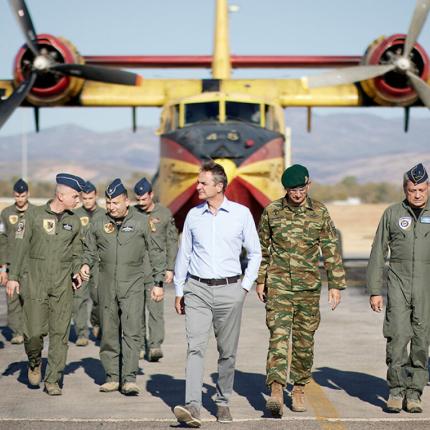 μητσοτάκης canadair
