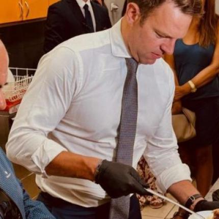 κασσελακης φαγητο