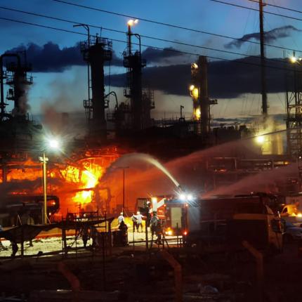 φωτιά motor oil