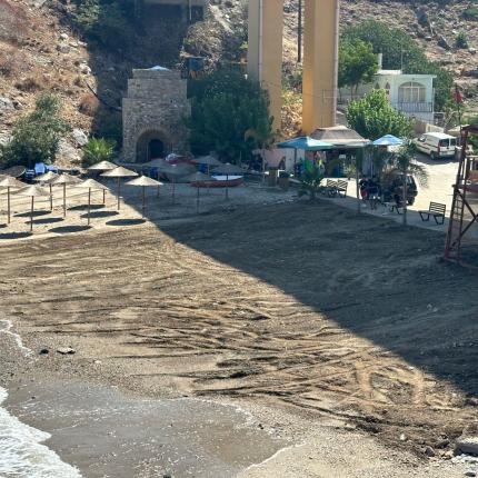 Εργασιες σε Παλαιόκαστρο και Λυγαριά