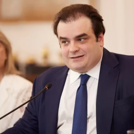 Πιερακάκης