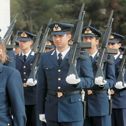 Στρατιωτικές σχολές