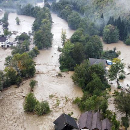 ΒΟΣΝΙΑ ΠΛΗΜΜΥΡΕΣ